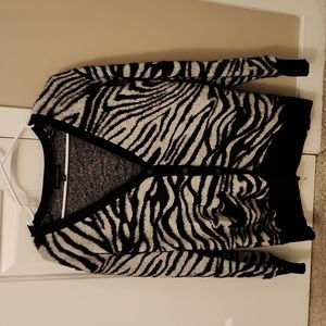 NWOT Banana Republic V Neck Cardigan